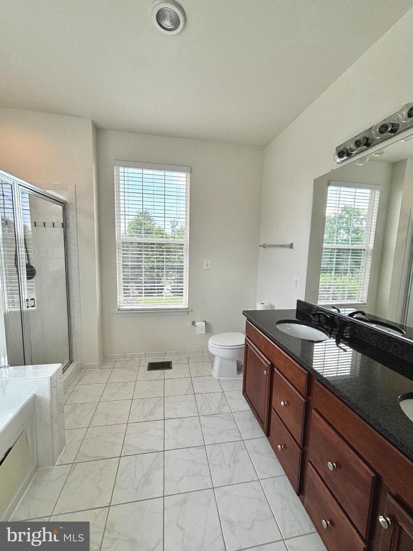 20365 Belmont Park Terrace #118 photo 58