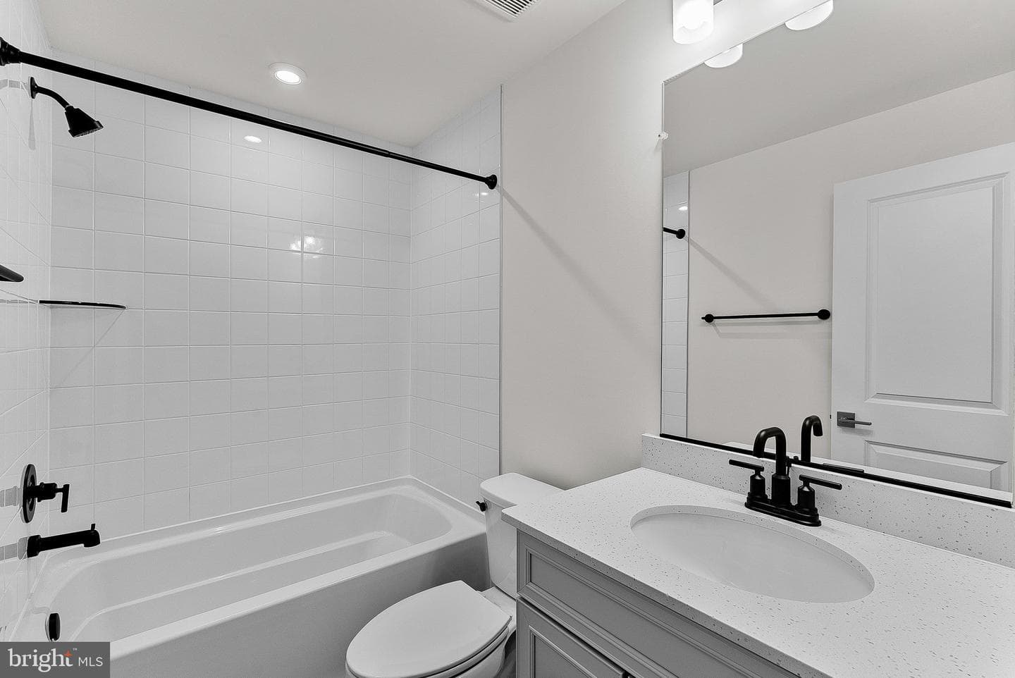 43798 Mystic Maroon Terrace photo 35