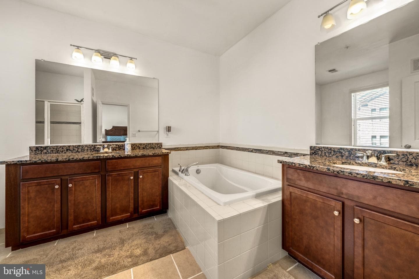 24584 Rosebay Terrace photo 23