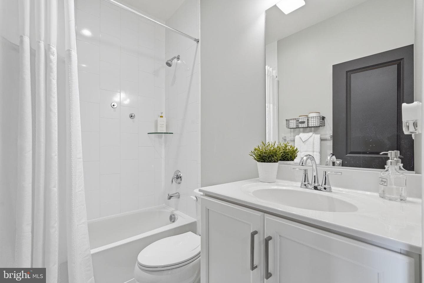 20388 Roslindale Drive photo 10
