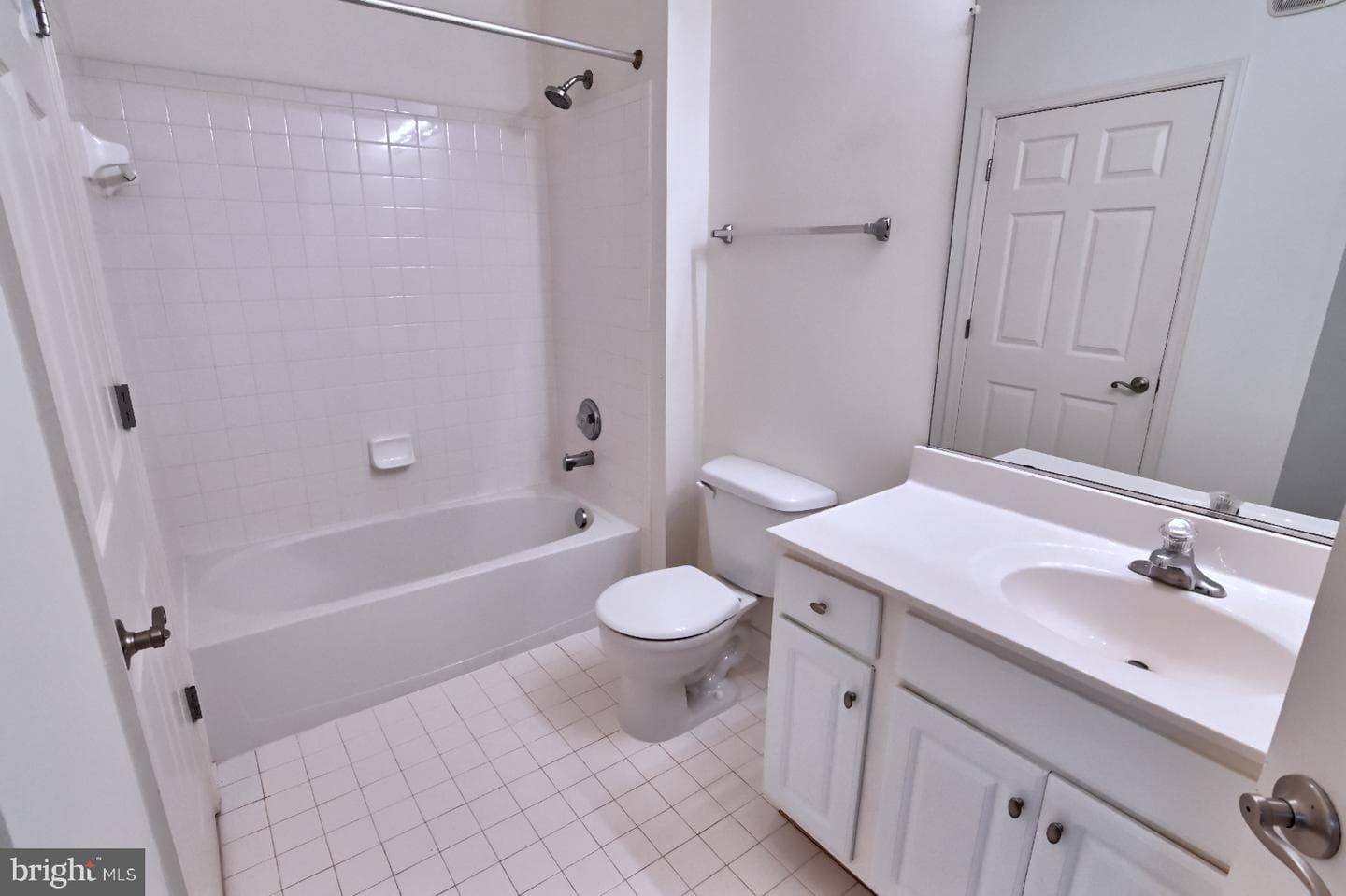 21216 Mcfadden Square #108 photo 36