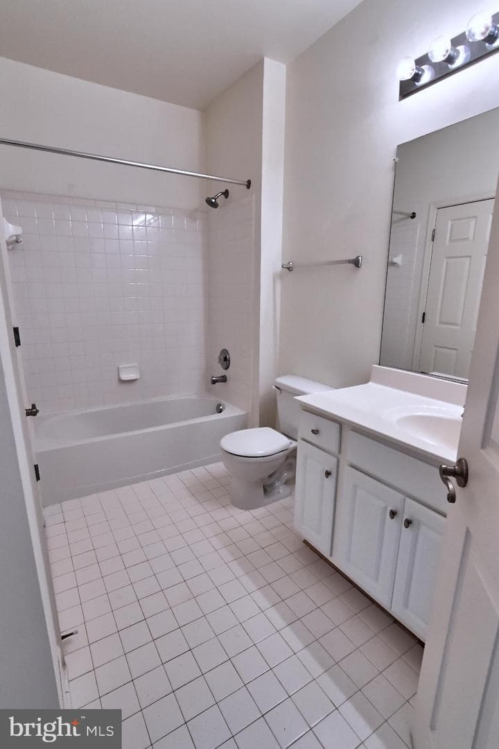 21216 Mcfadden Square #108 photo 37