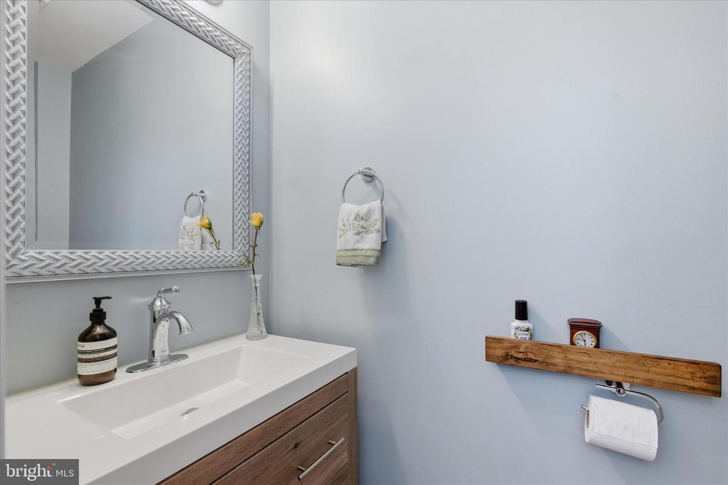 21134 Dray Terrace photo 8