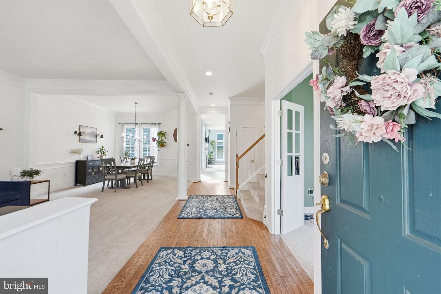 513 Gentlewood Sq photo 3