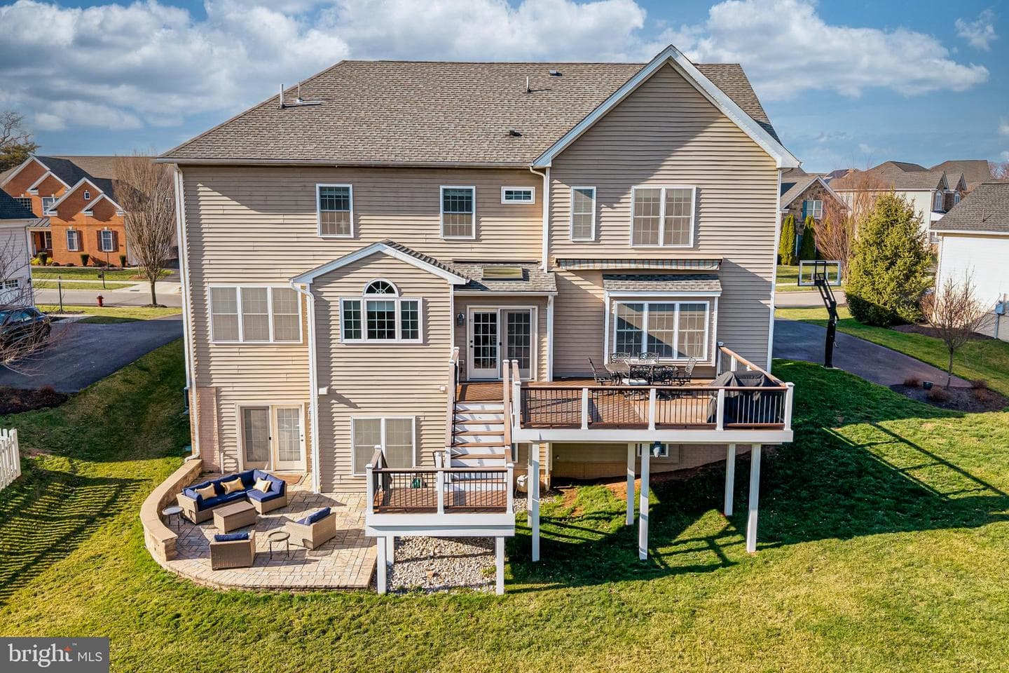 41513 Deer Point Court photo 2