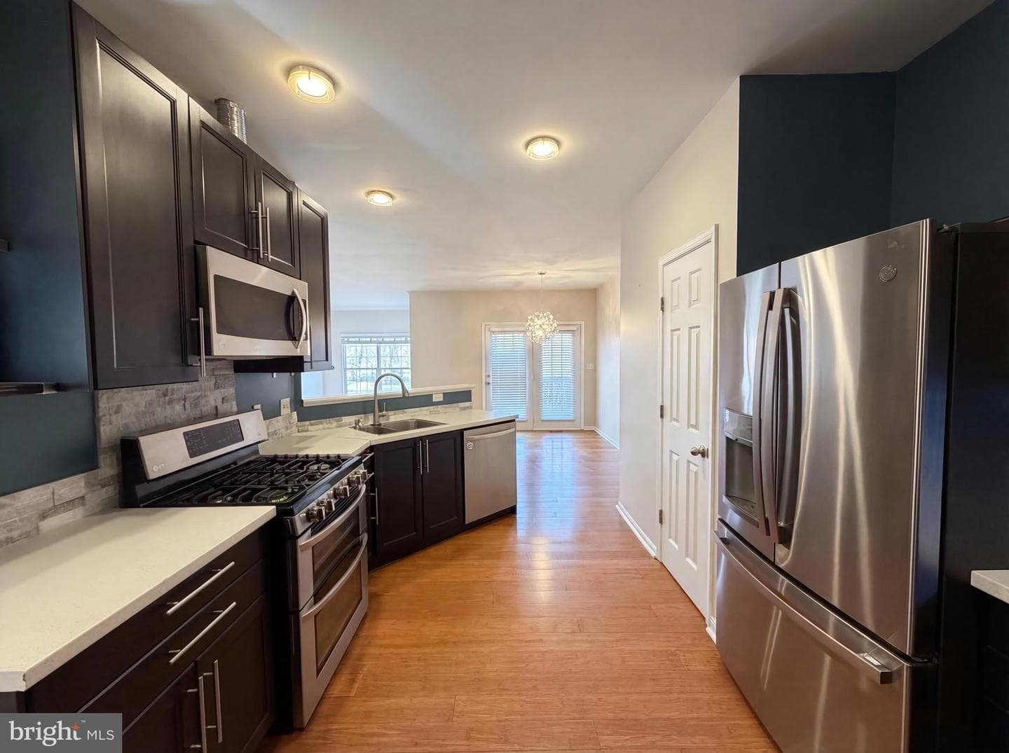 18560 Sierra Springs Square photo 2