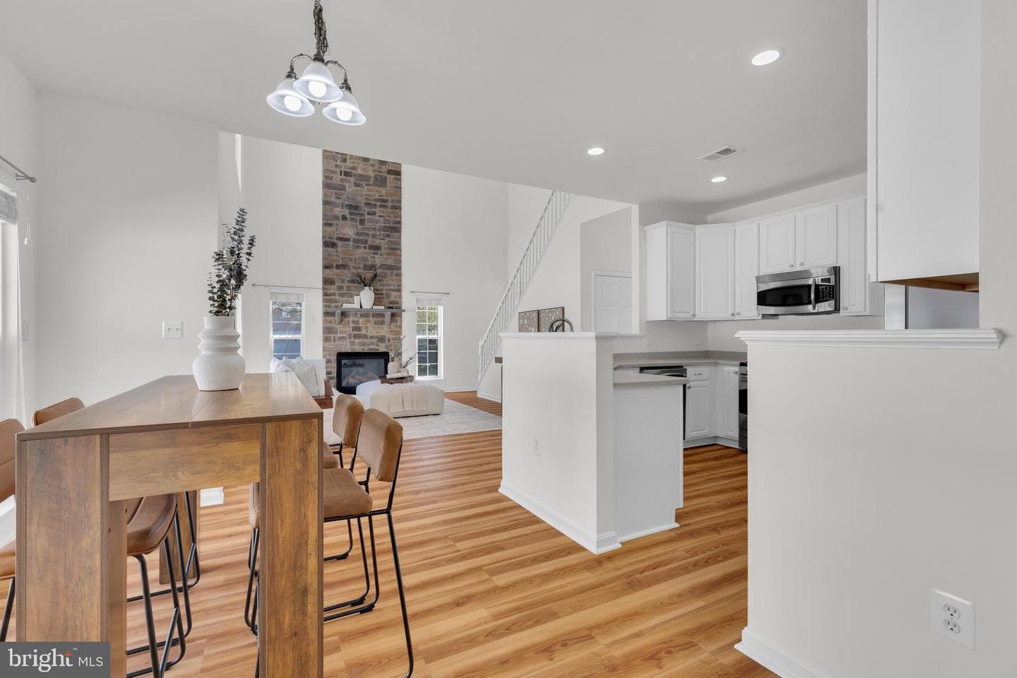 43312 Ardmore Street photo 14