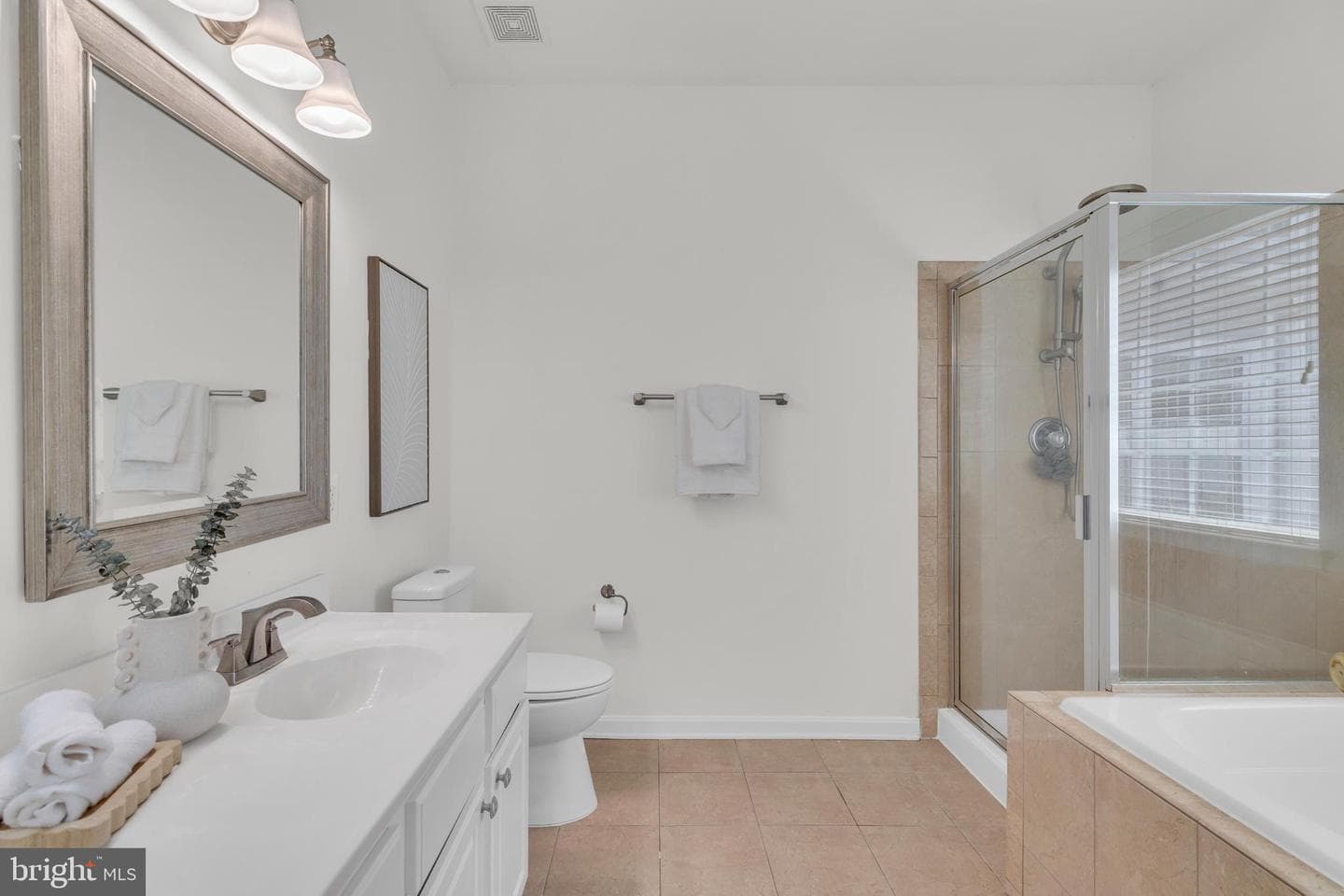 43312 Ardmore Street photo 23