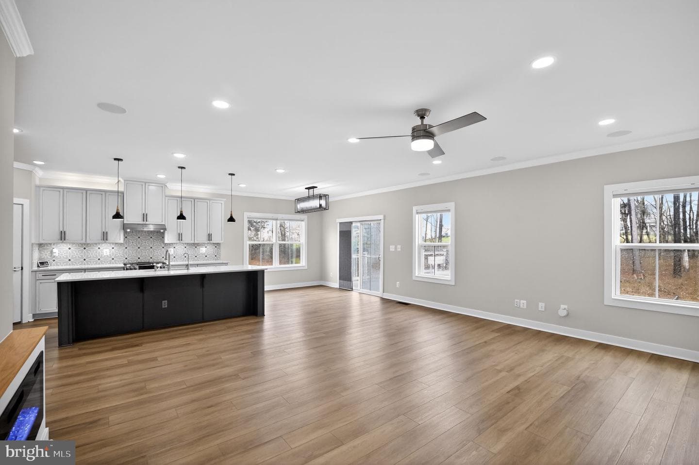23909 Welch Ridge Place photo 17