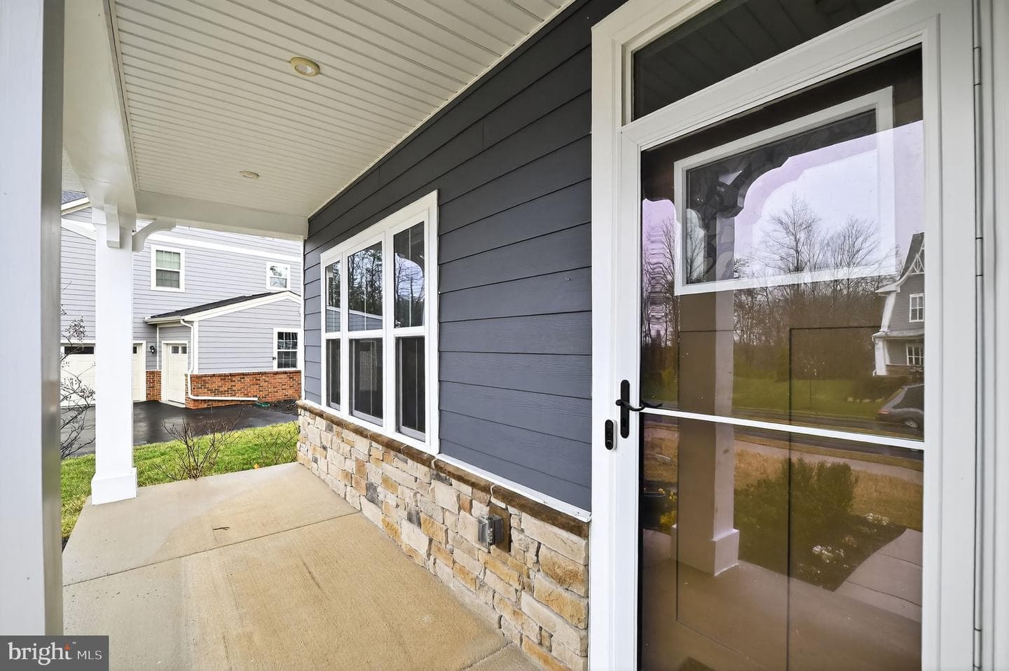 23909 Welch Ridge Place photo 7