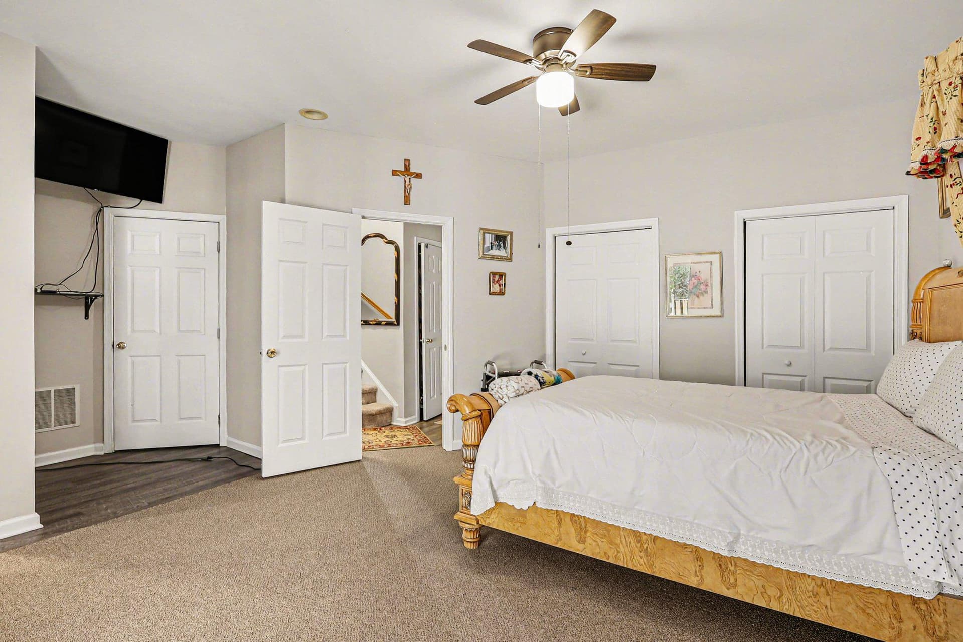 21512 Tamarack Ridge Square photo 13