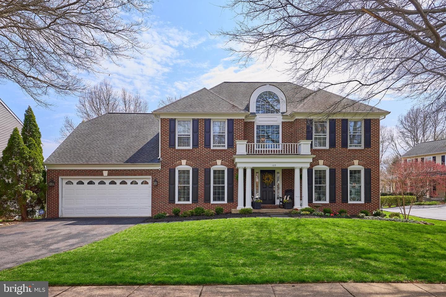 105 Whitney Place NE