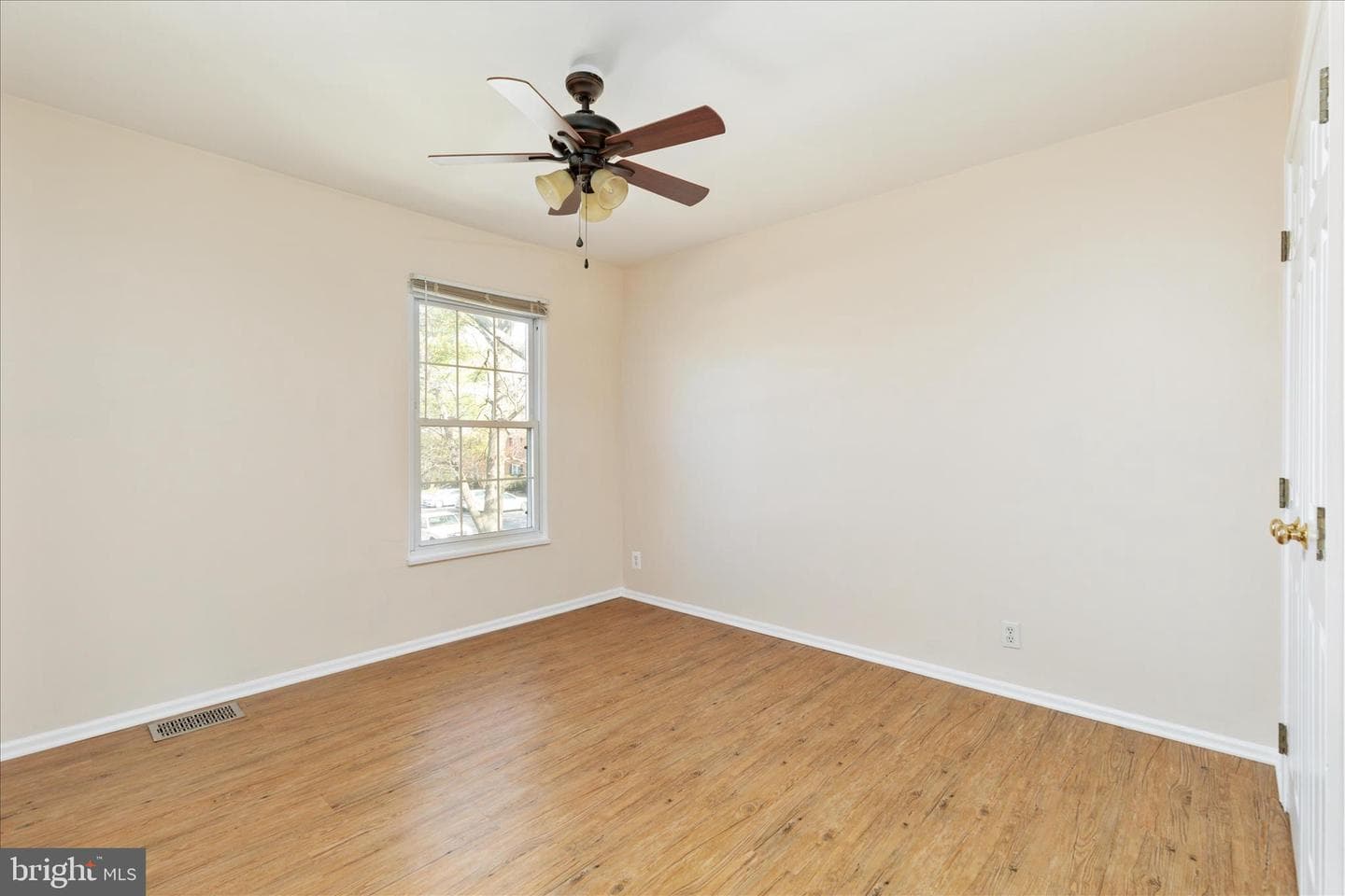 115 N Duke photo 9