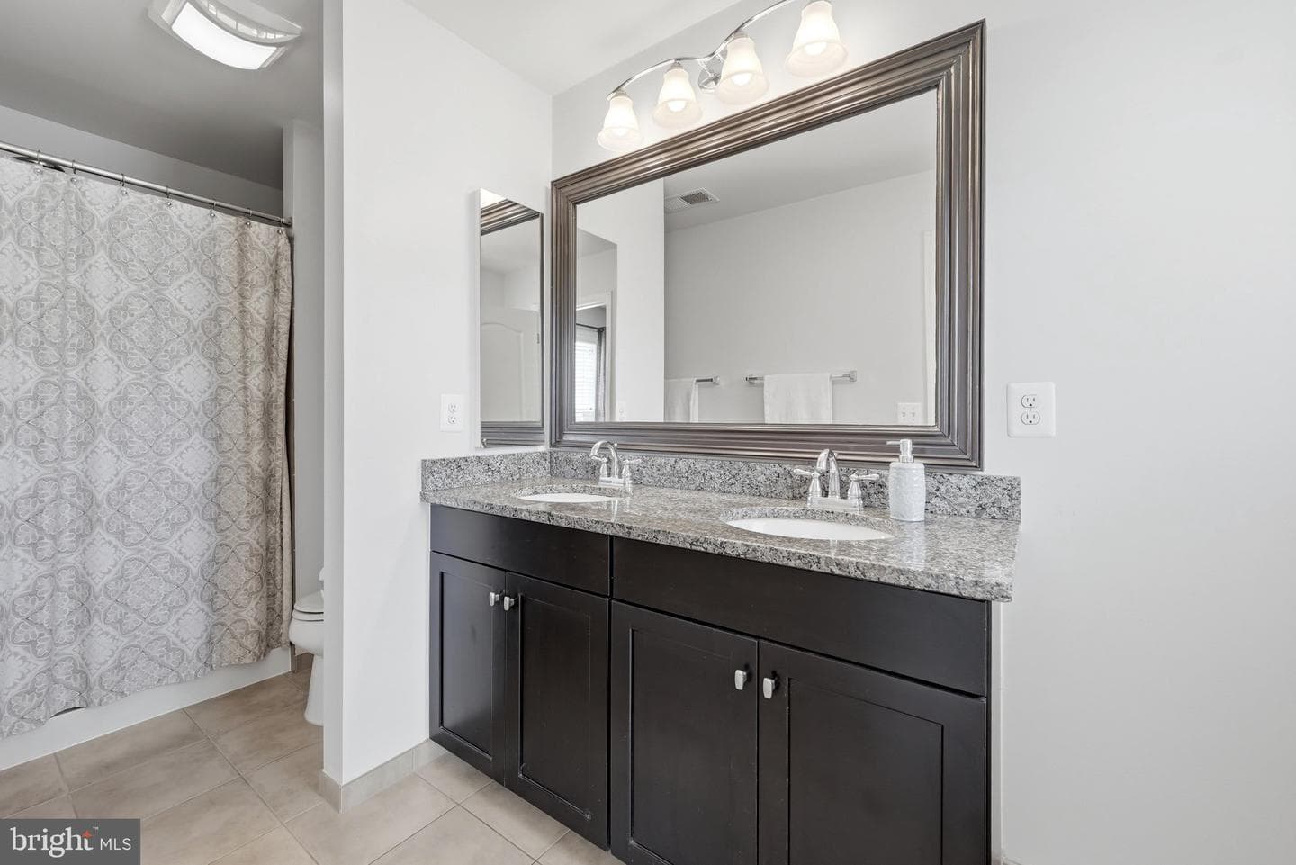 22631 Hawkbill Square photo 30