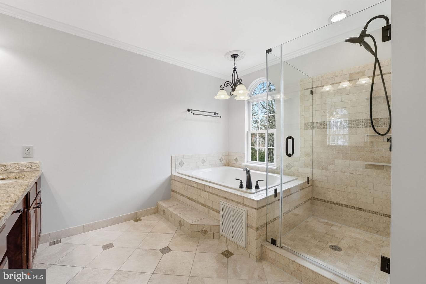 634 Meade Drive SW photo 23