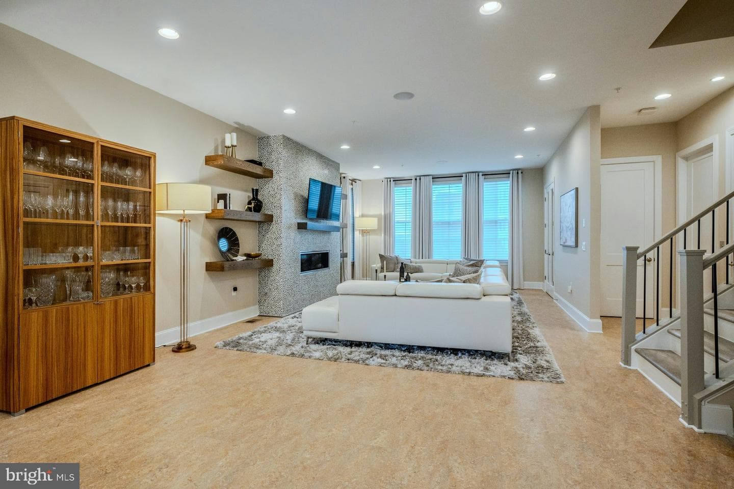 44665 Brushton Terrace photo 16
