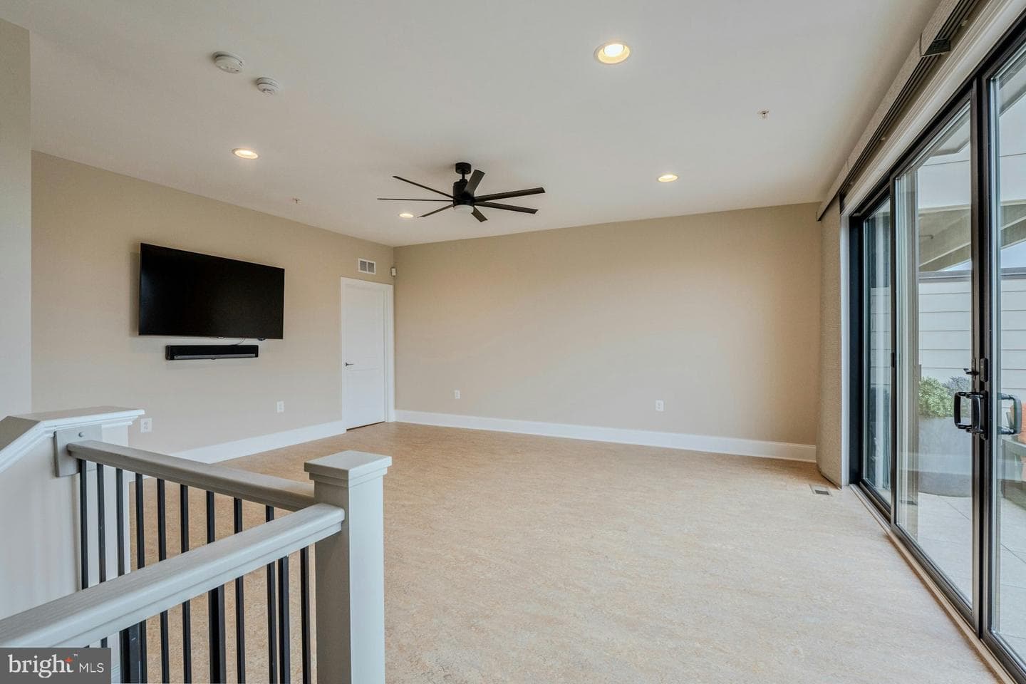 44665 Brushton Terrace photo 58