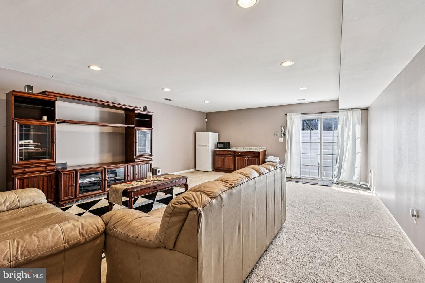 43169 Eleni Street photo 40