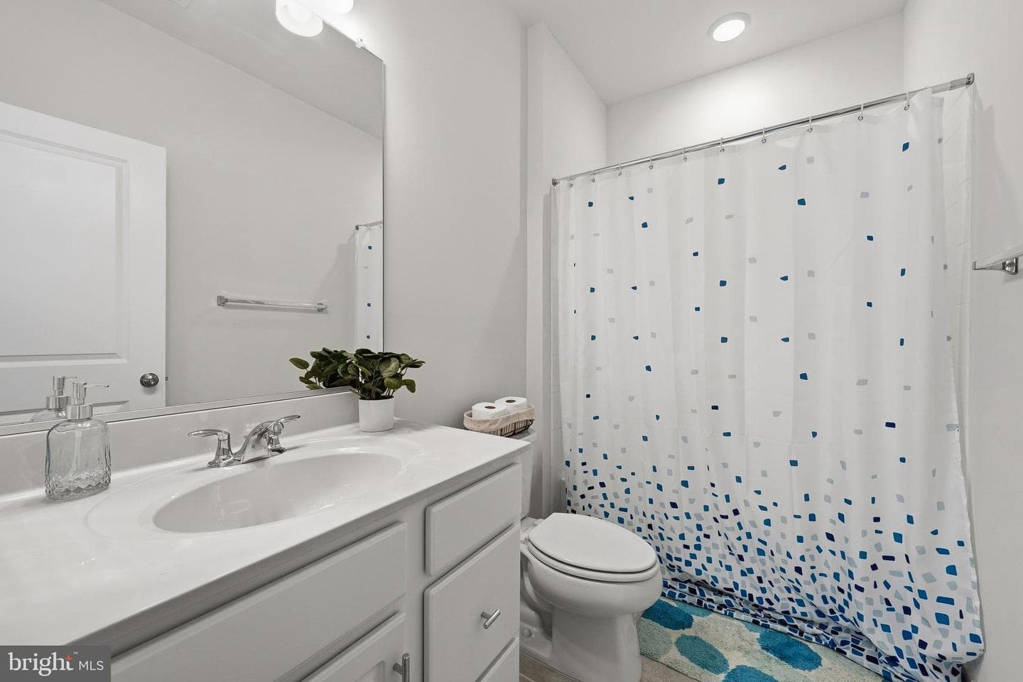 23117 Cottonwillow Square photo 38