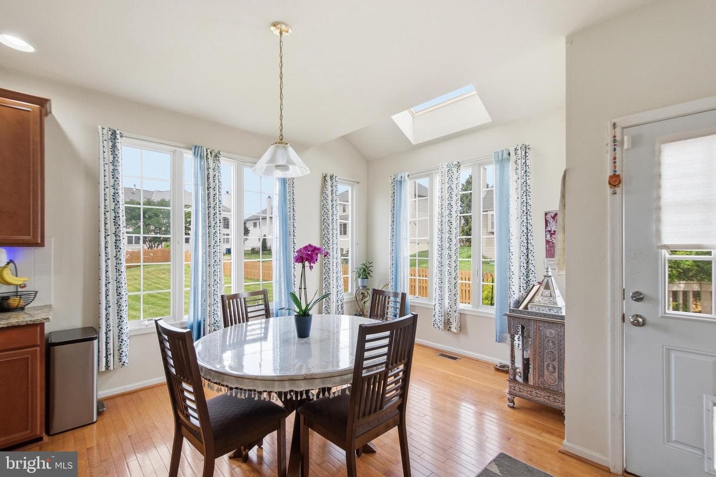 43679 Lucketts Bridge Circle photo 20
