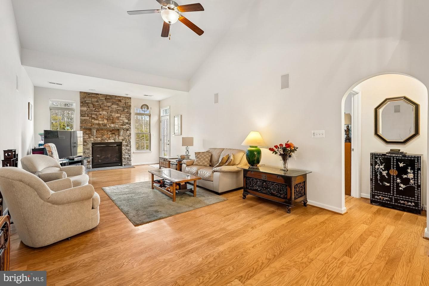 24878 Helms Terrace photo 16
