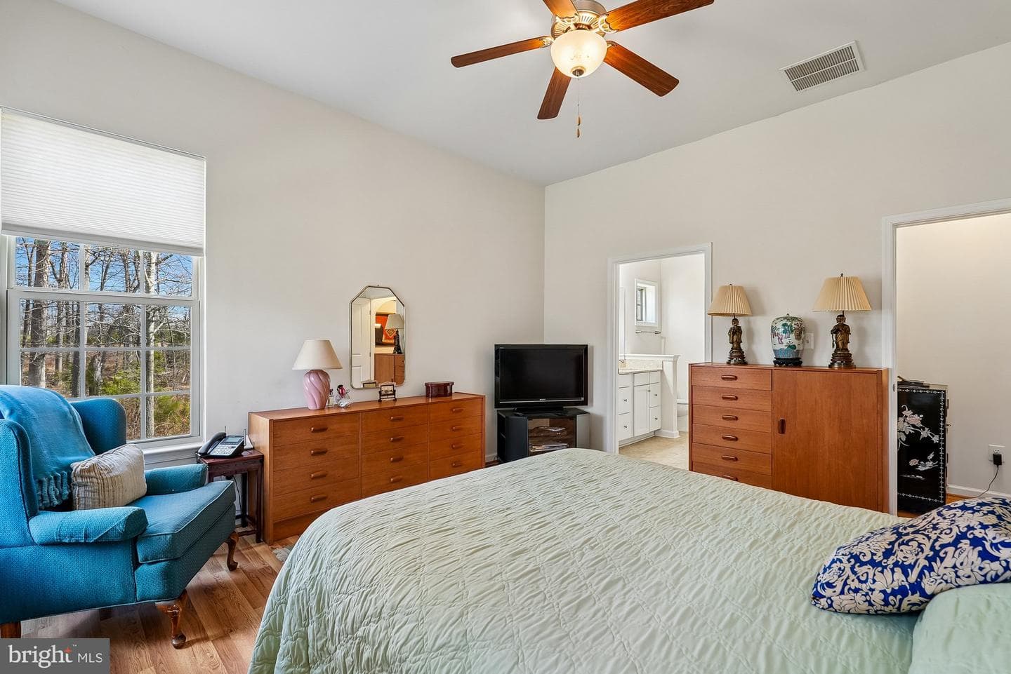 24878 Helms Terrace photo 35
