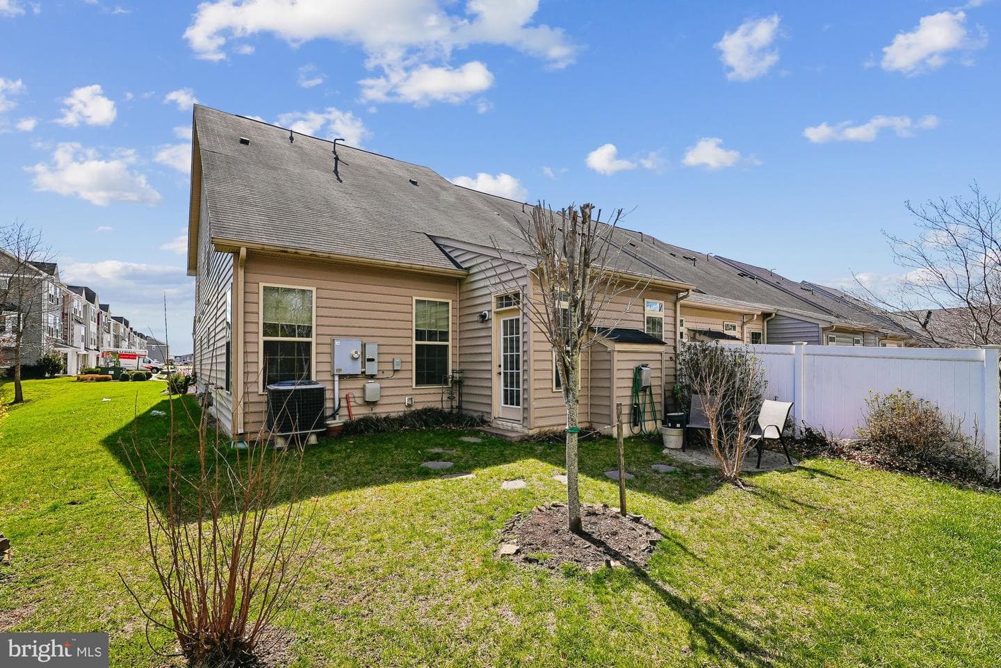 24878 Helms Terrace photo 6