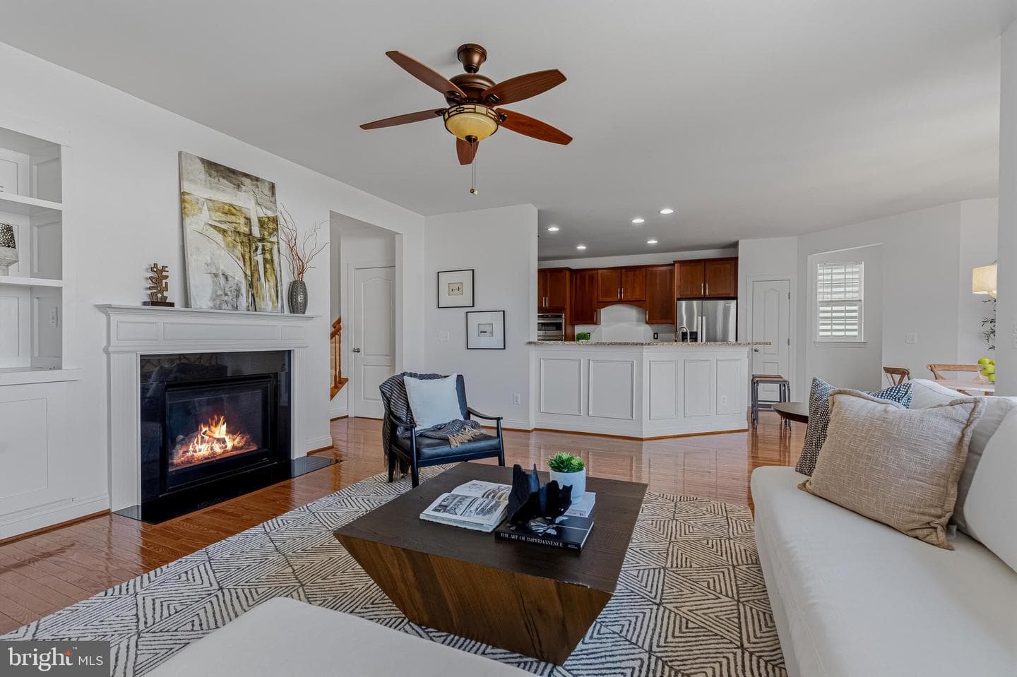 43172 Nikos Street photo 12