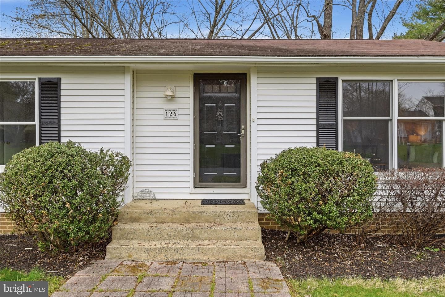 126 Applewood Court photo 31