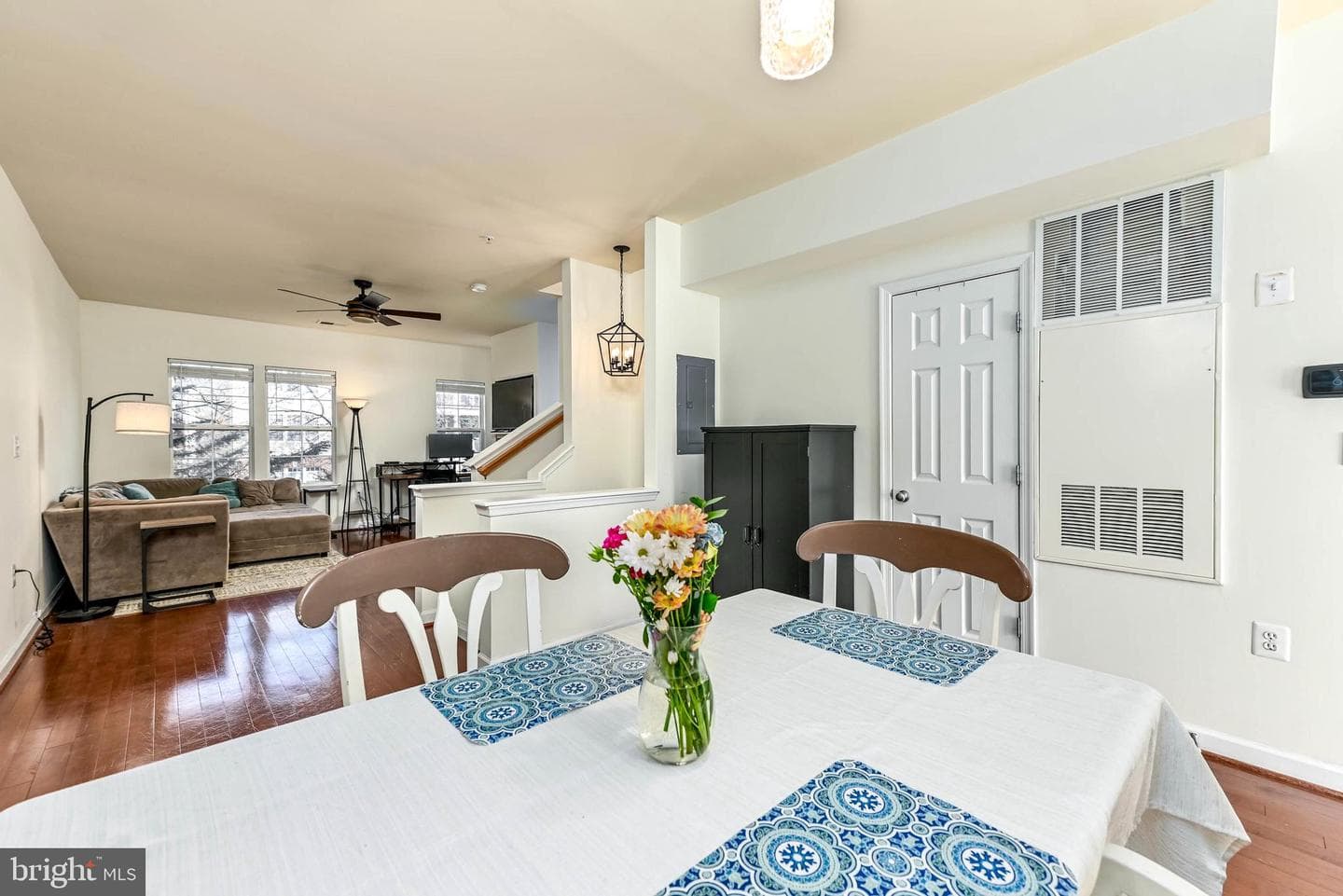 42526 Mayflower Terrace photo 6