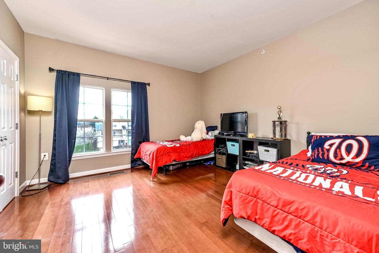 42526 Mayflower Terrace photo 9