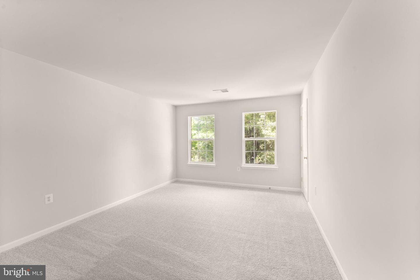 103 Bournville Court SE photo 50