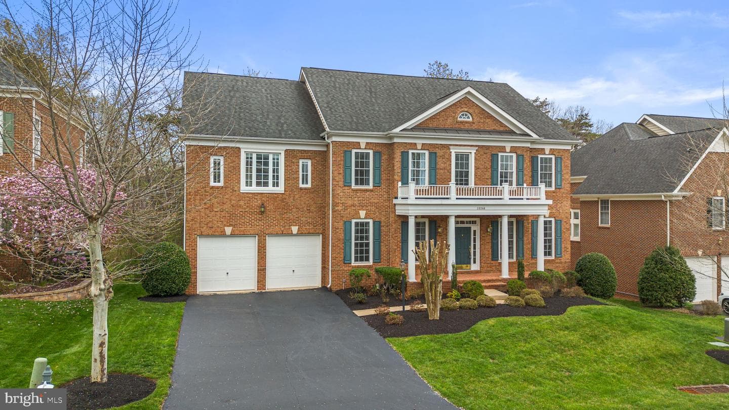 18344 Mid Ocean Place photo 2