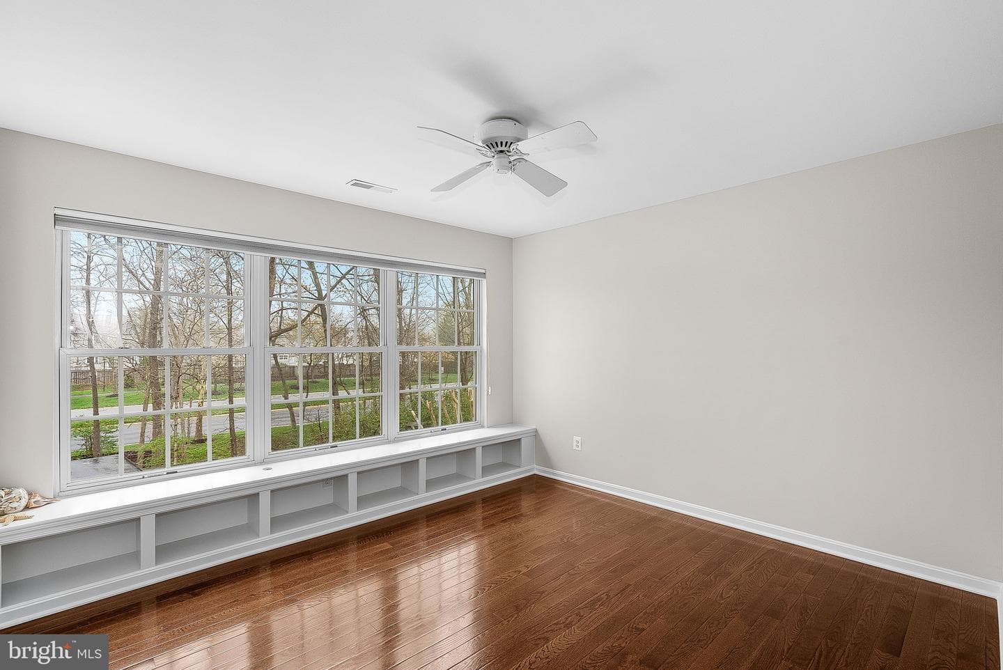 42750 Hollowind Court photo 42