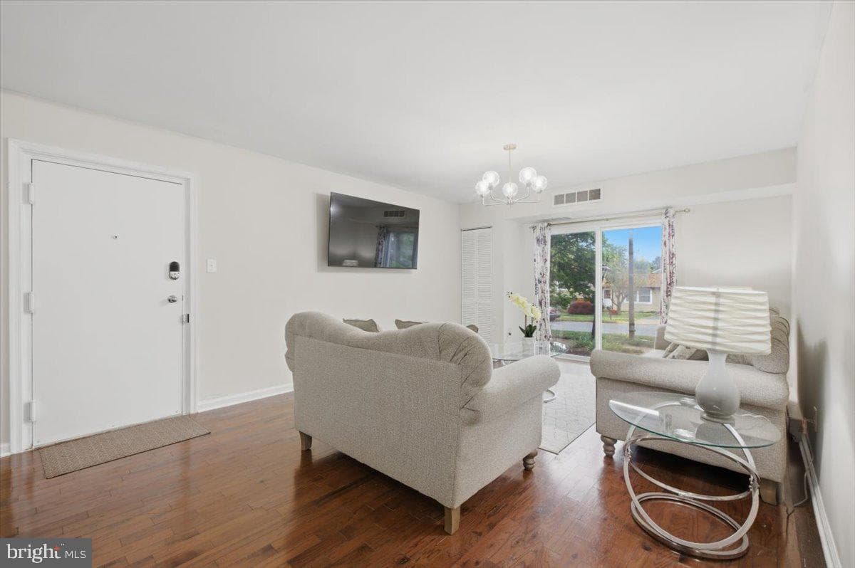 121 N Fillmore Avenue #1 photo 9