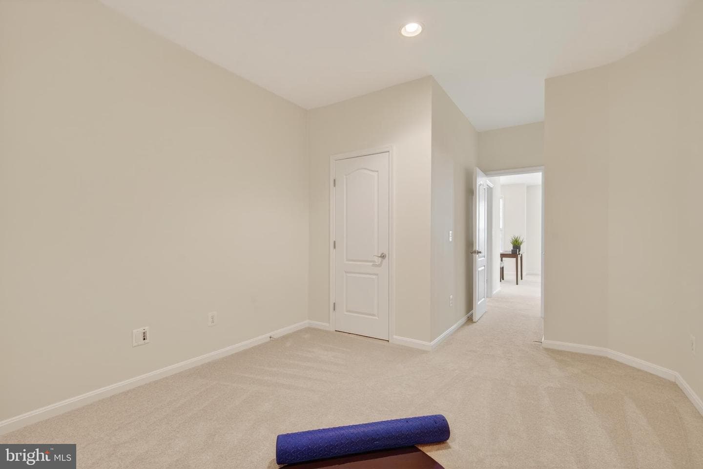 43676 Chicacoan Creek Square photo 15