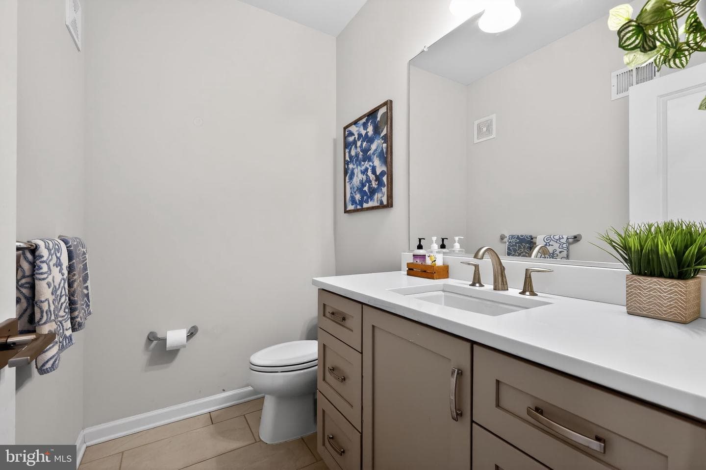 23255 Milltown Knoll Square #104 photo 20
