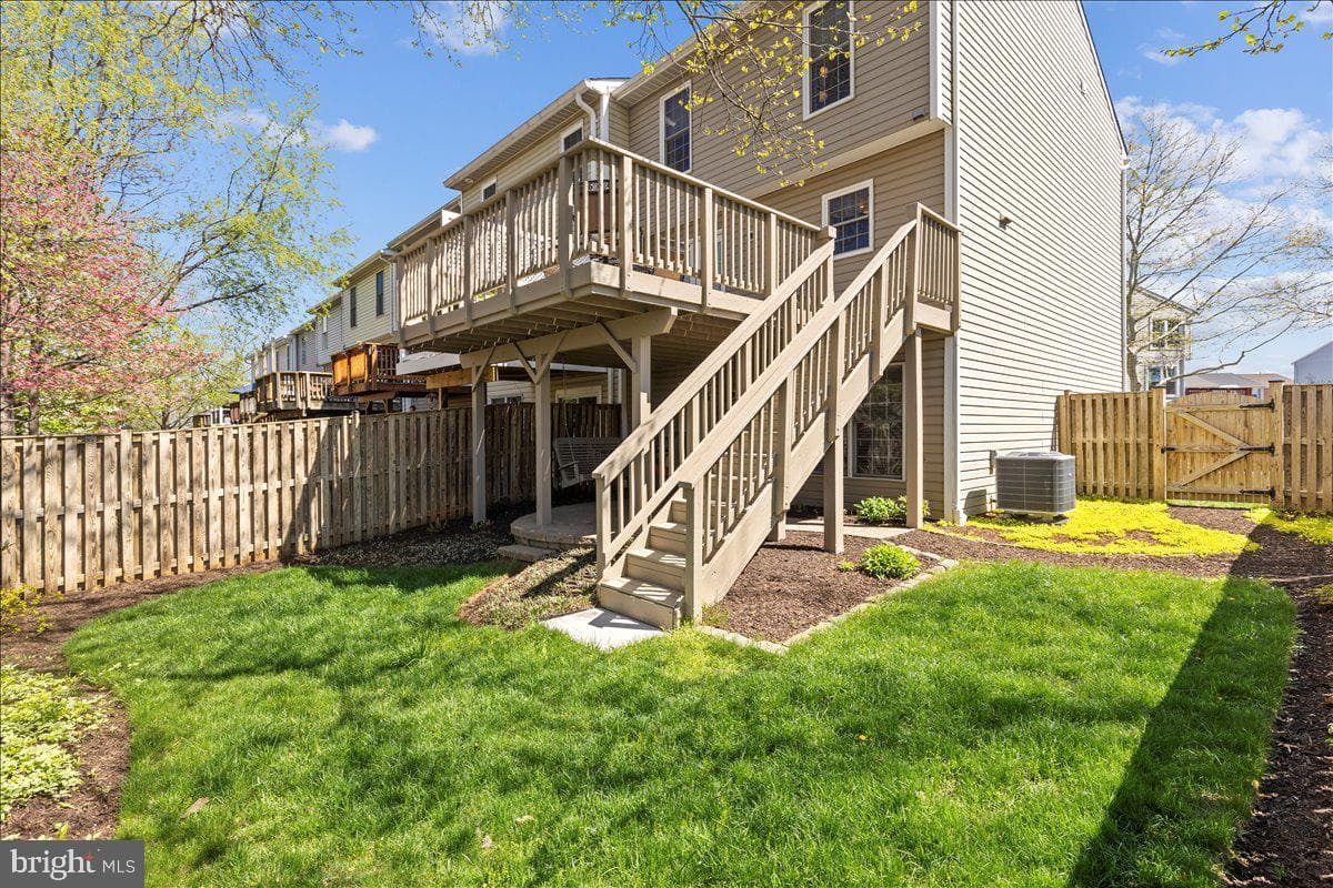 734 Hetzel Terrace SE photo 37