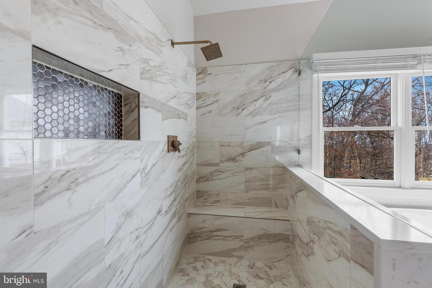 1181 Hawling Place SW photo 34