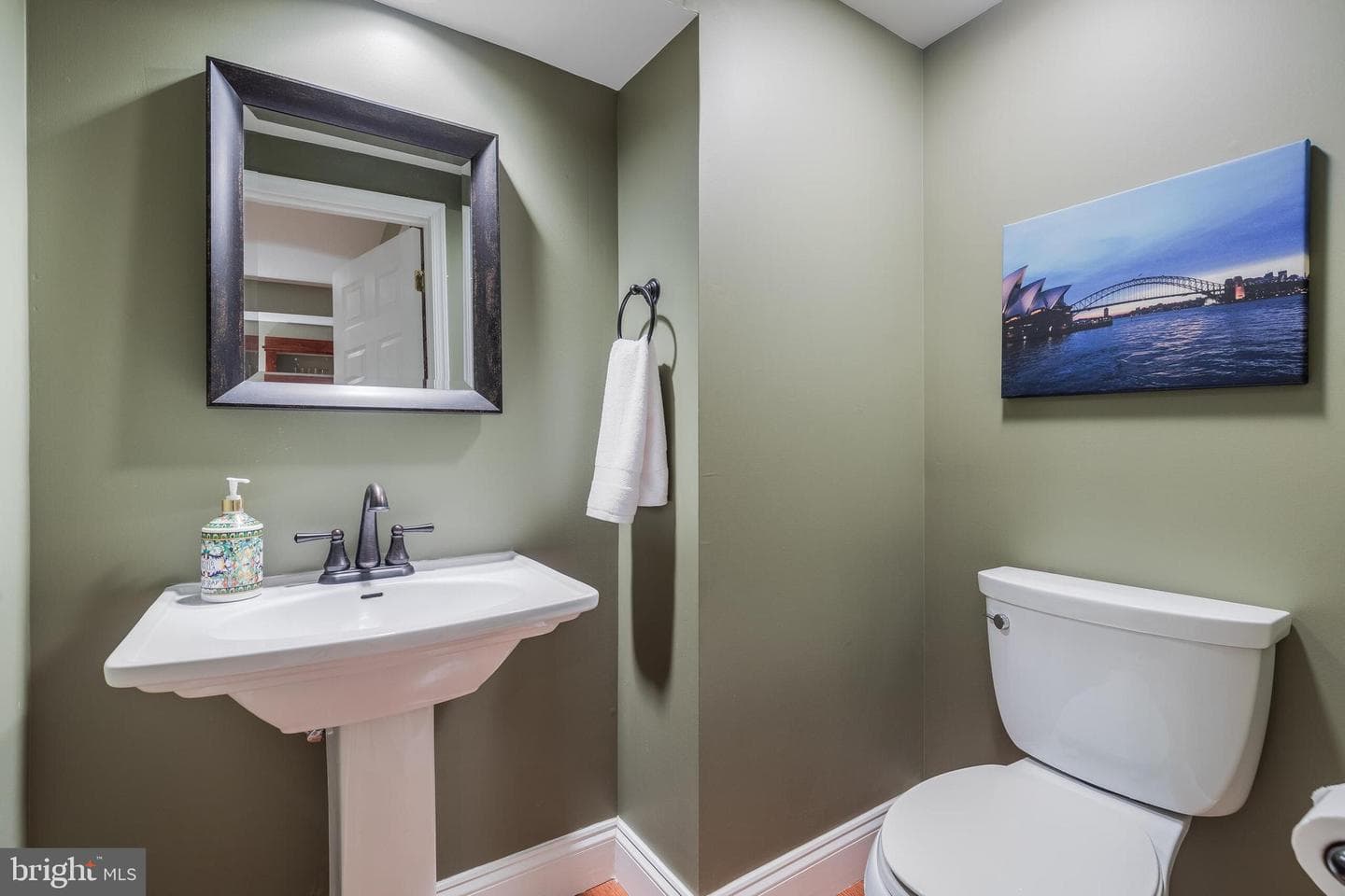 1181 Hawling Place SW photo 45