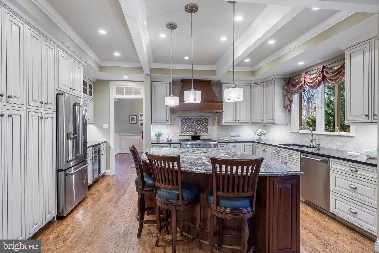 1181 Hawling Place SW photo 6