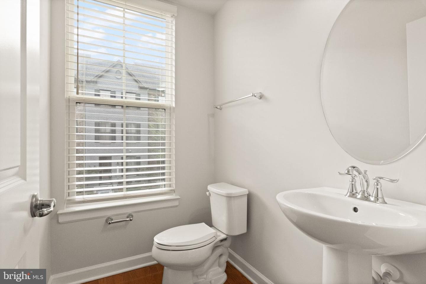 22308 Seabring Terrace photo 17