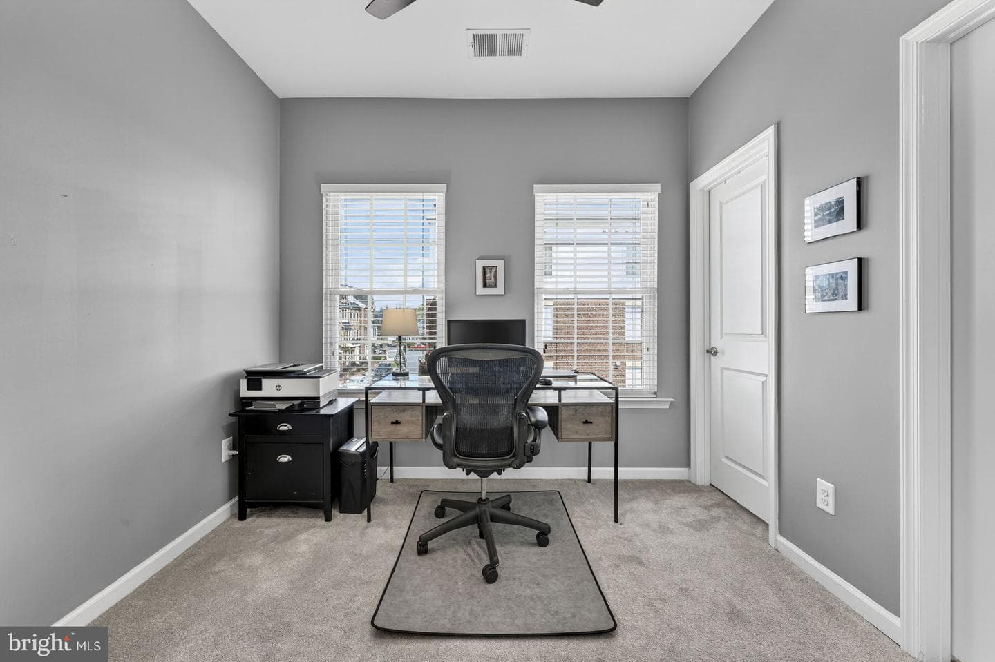 459 Haupt Square SE photo 40
