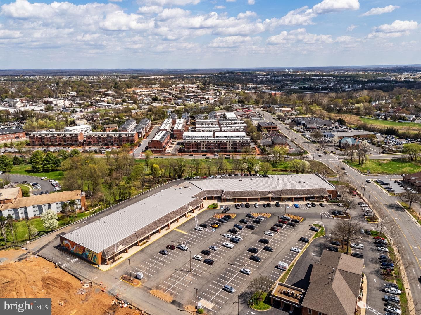 459 Haupt Square SE photo 68