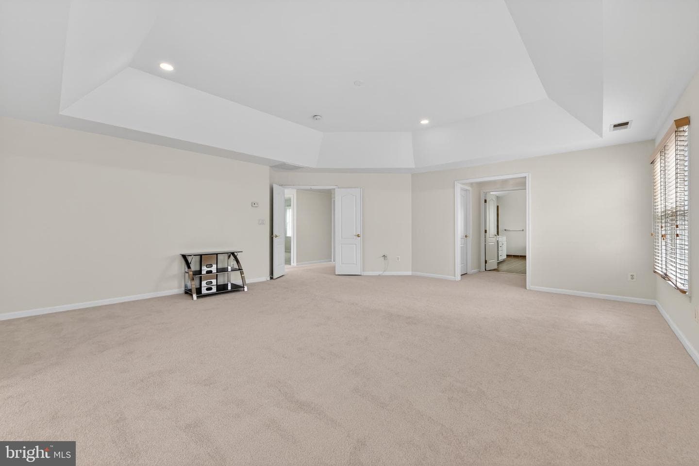 43355 La Belle Place photo 40