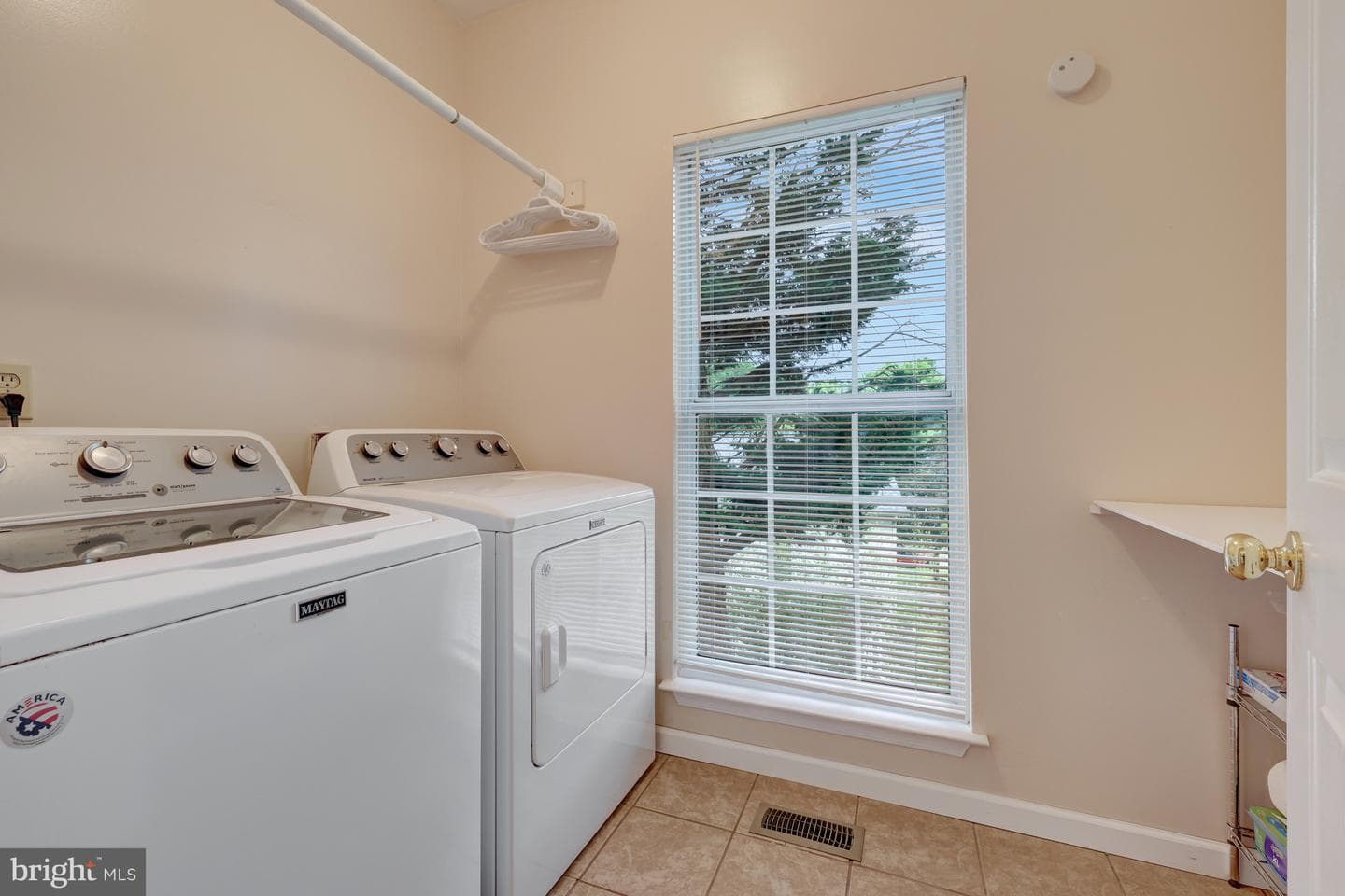 30125 Merchant Court photo 30
