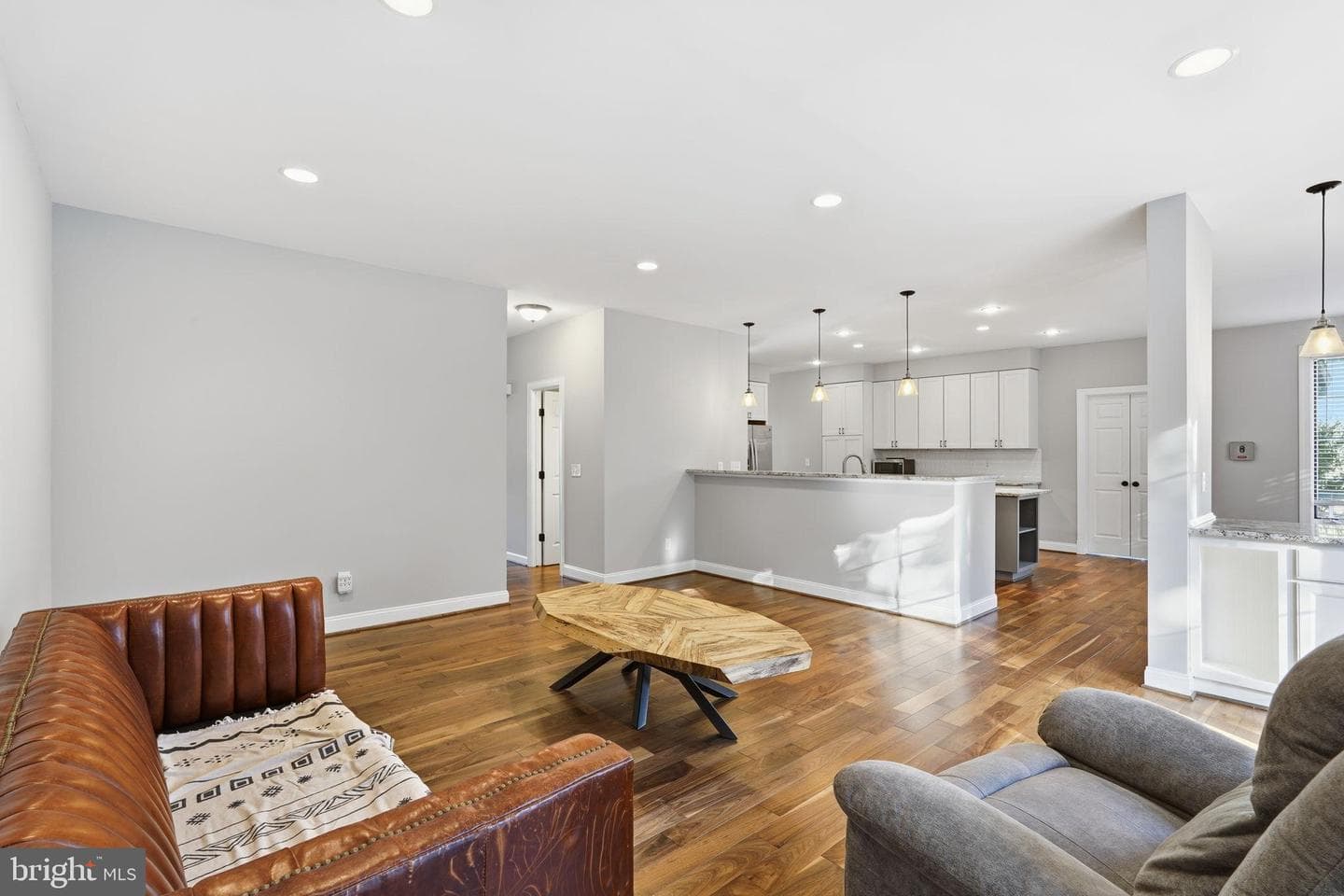 43949 Bruceton Mills Circle photo 15