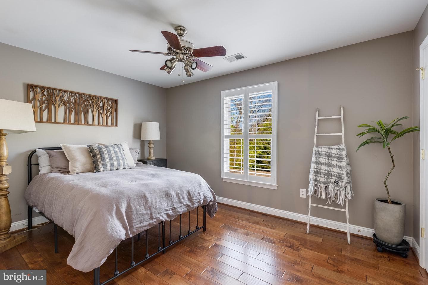 619 Beauregard Drive SE photo 46