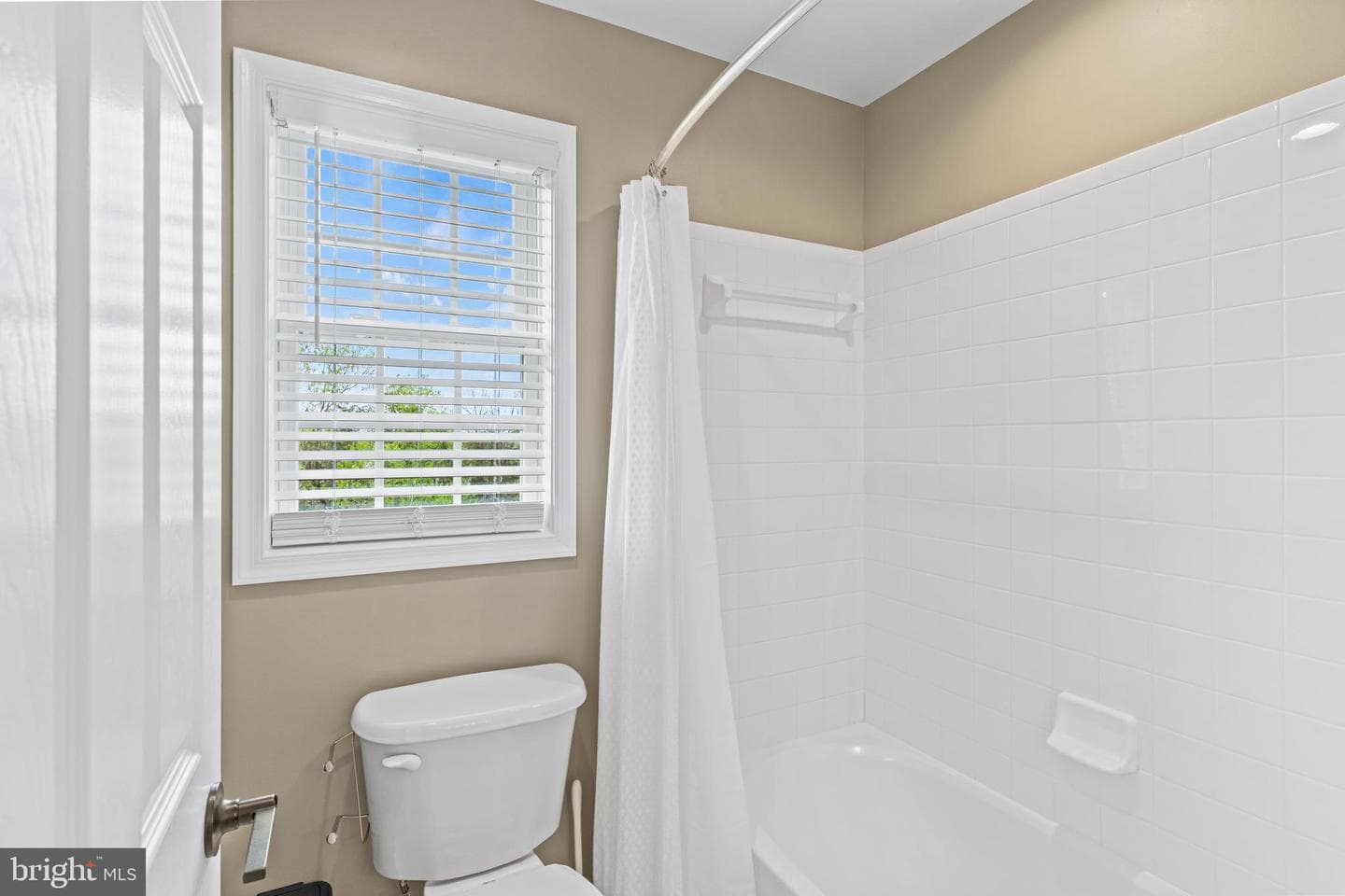 25775 Tullow Place photo 39