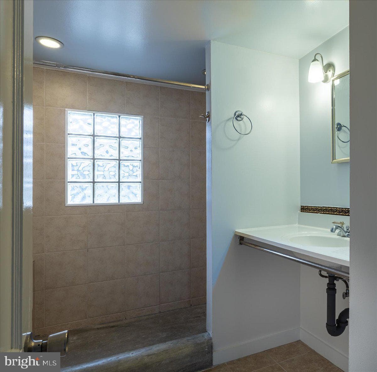 104 Pershing Avenue NW photo 17